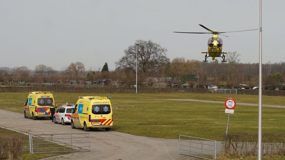 Jong meisje gewond na val uit raam Deventer, traumahelikopter geland
